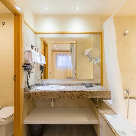 Dv Apartahotel Barcelona