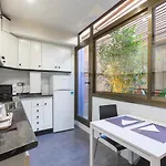 Dv Apartahotel Barcelona