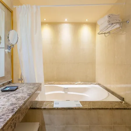 Dv 4* Barcelona